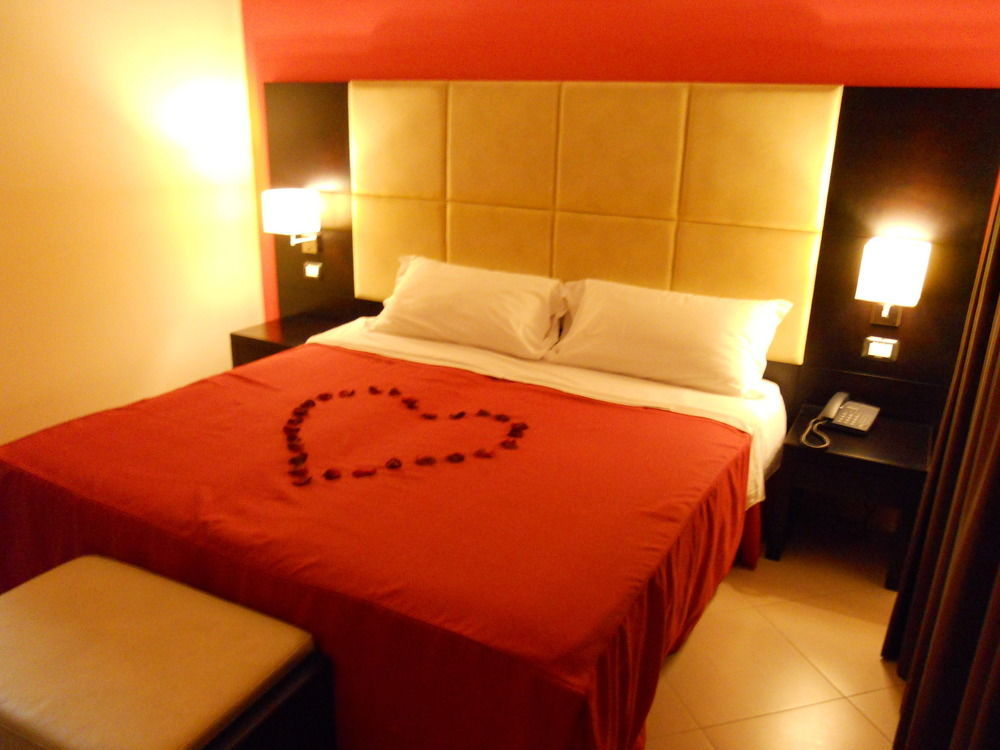 Rama Palace Hotel Casalnuovo Di Napoli Ngoại thất bức ảnh